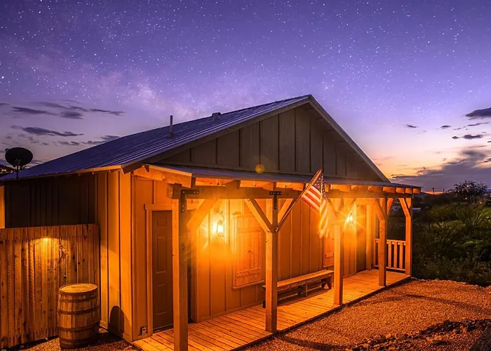 Miners #2 - King Bed - Accessible - Private Balcony Chalet